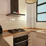 Fs2 - Spacious 2 Bedroom. Sarria - Hospital Clinic