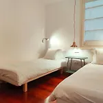Fs2 - Spacious 2 Bedroom. Sarria - Hospital Clinic