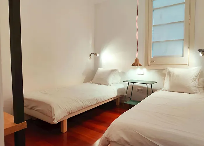 Fs2 - Spacious 2 Bedroom. Sarrià - Hospital Clinic Appartement Barcelone