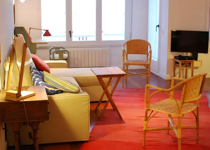 Fs2 - Spacious 2 Bedroom. Sarrià - Hospital Clinic Barcelone